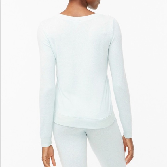 Button-shoulder top in signature cozy yarn - Picture 3 of 4